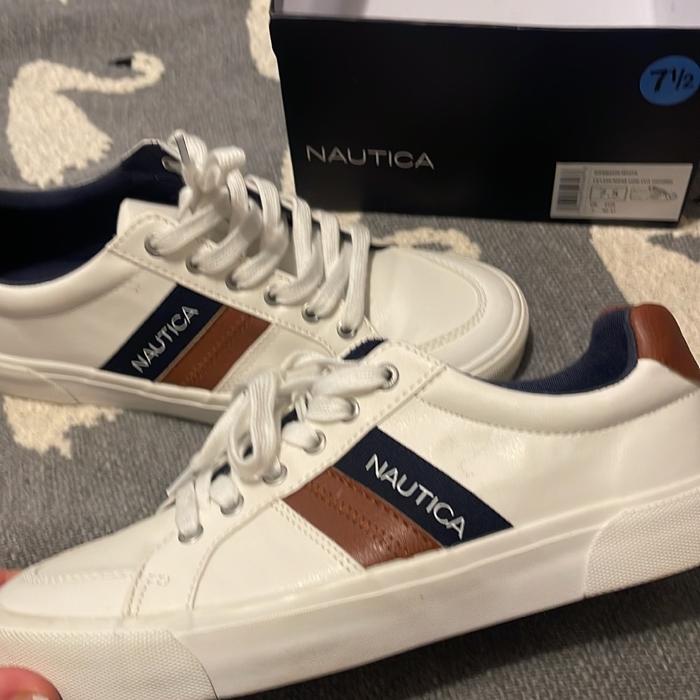 Brand New White Nautica Platform Sneakers Size 7.5 - Picture 5 of 9